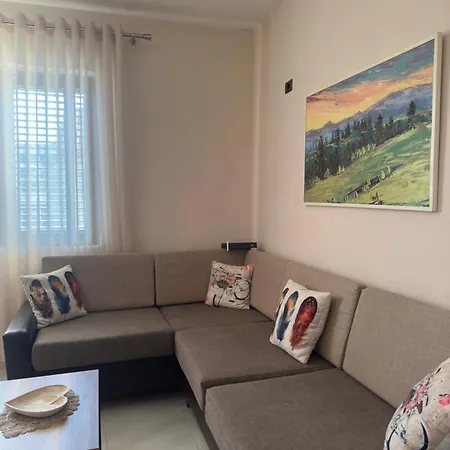 Comfy Central Apartment *